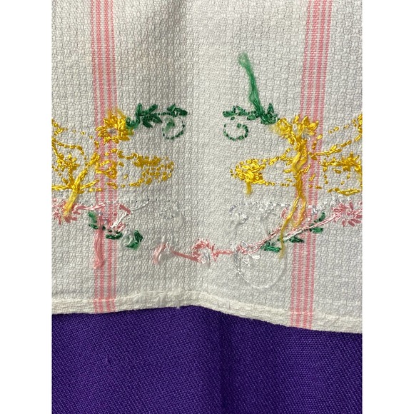 Vintage, Handmade Kitchen/Dish/Tea Towel with Hand Embroidered Flowers. - Picture 11 of 11